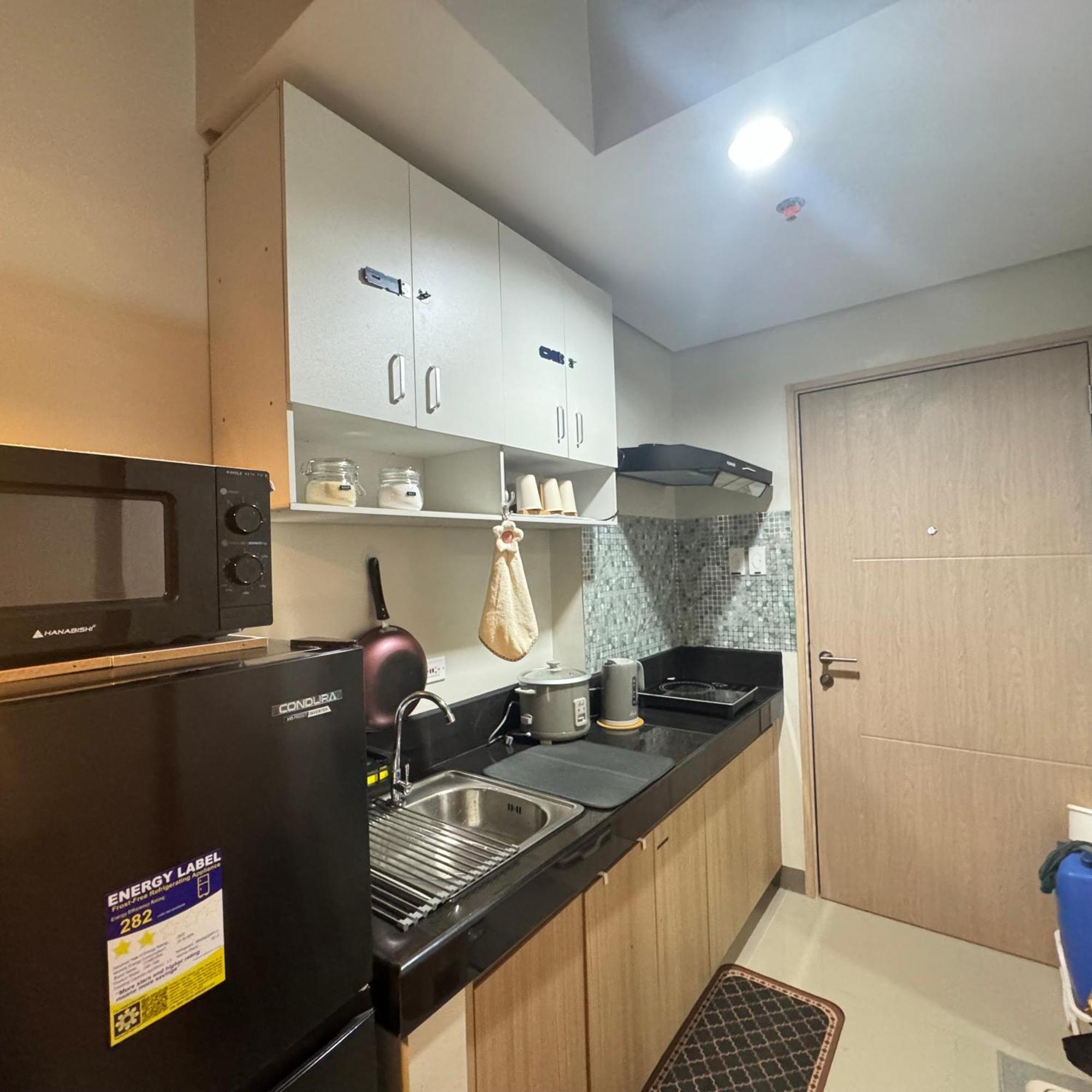 The J-Ma Ultiescape Charm Residences Condo カインタ エクステリア 写真
